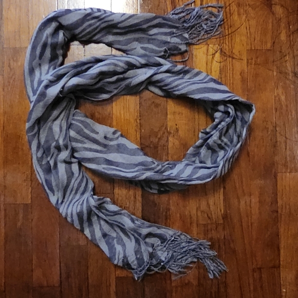 ⭐️ HOST Pick⭐️ 2 Scarf Bundle Teal Blue and Grey Zebra Pattern - Picture 2 of 3